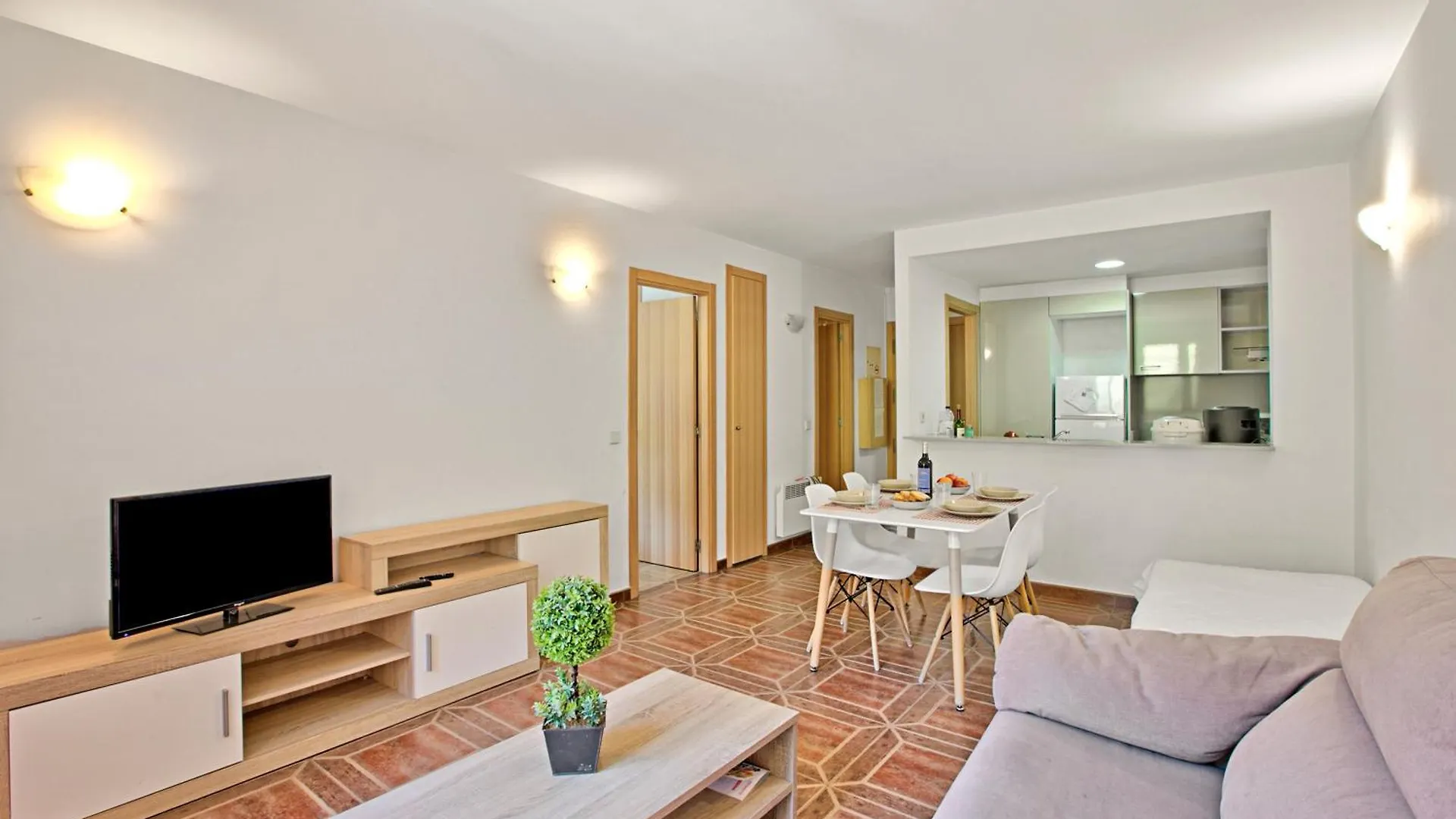 Ski Apartments El Tarter 0*,